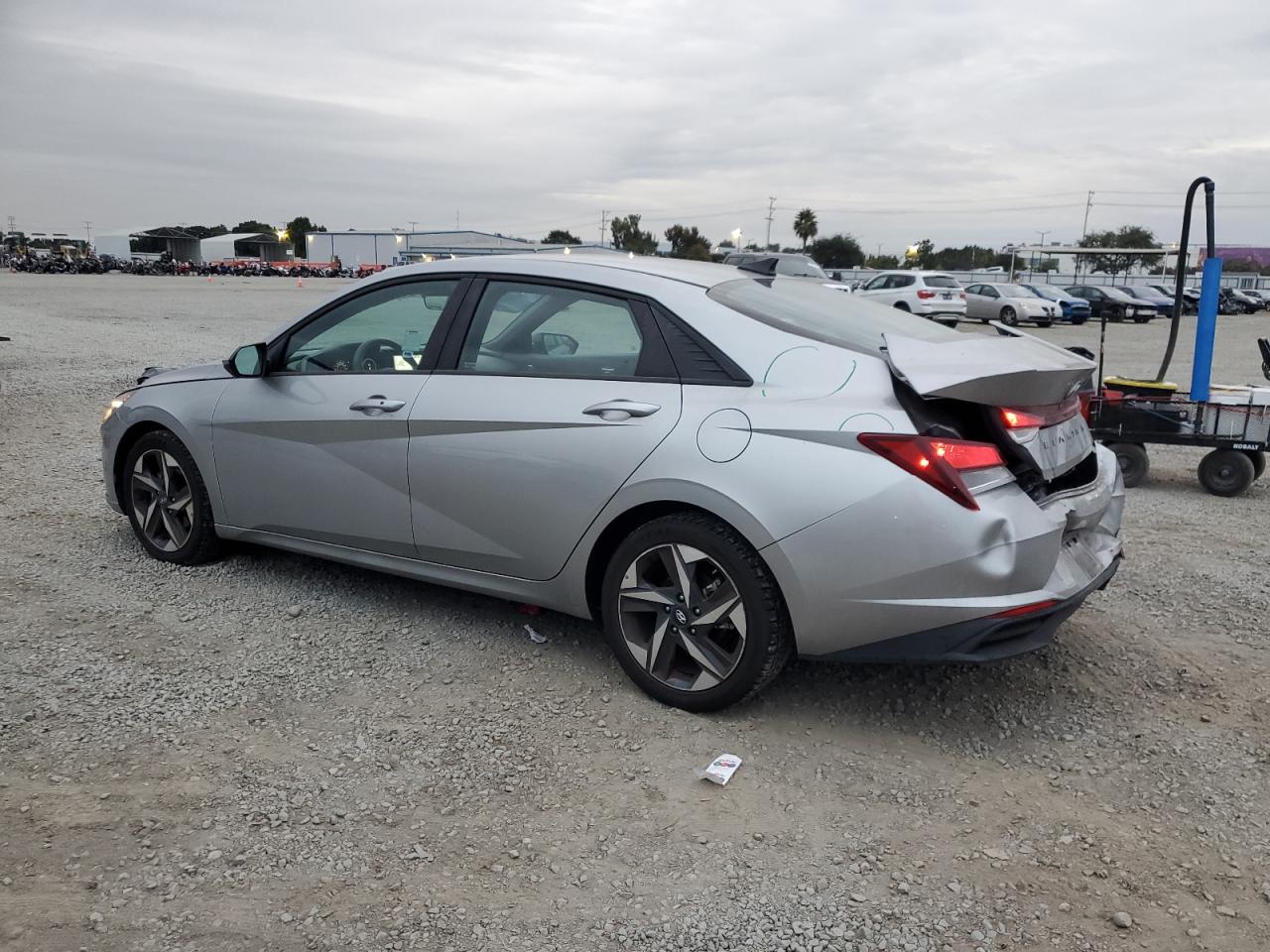 Lot #3316076234 2023 HYUNDAI ELANTRA SE