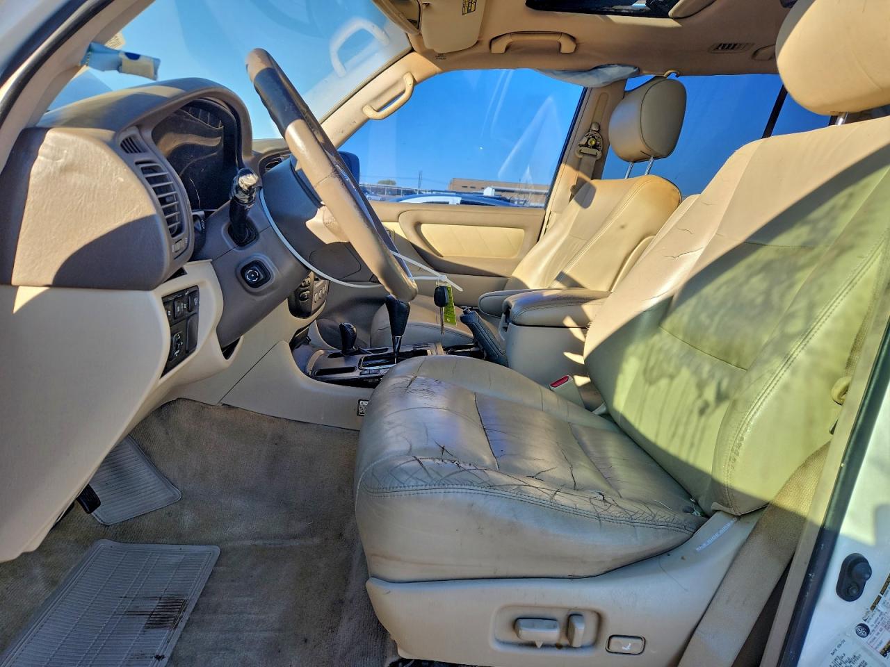 Lot #3303869719 2004 TOYOTA LAND CRUIS