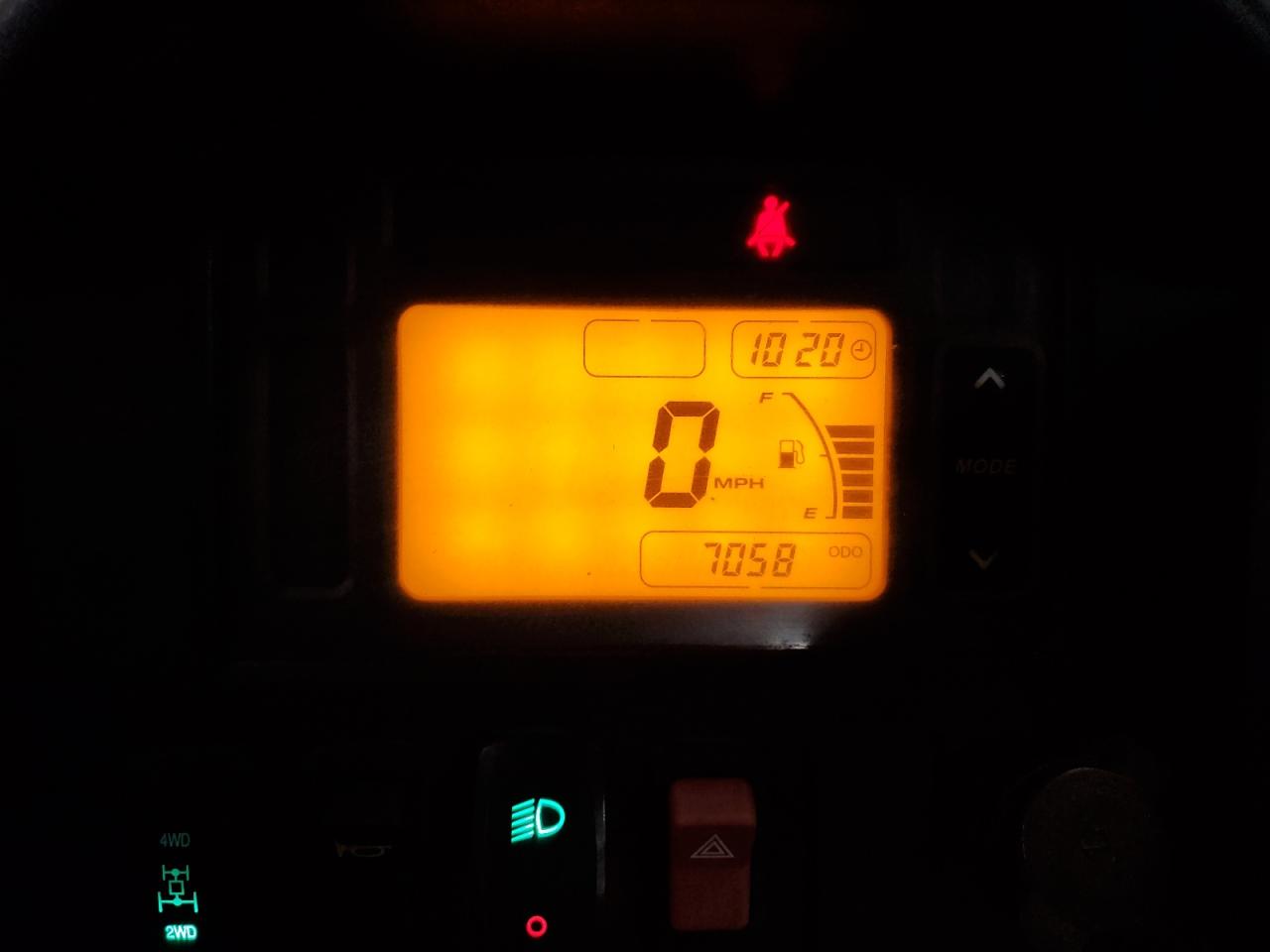 Lot #3316775420 2015 JOHN DEERE GATOR