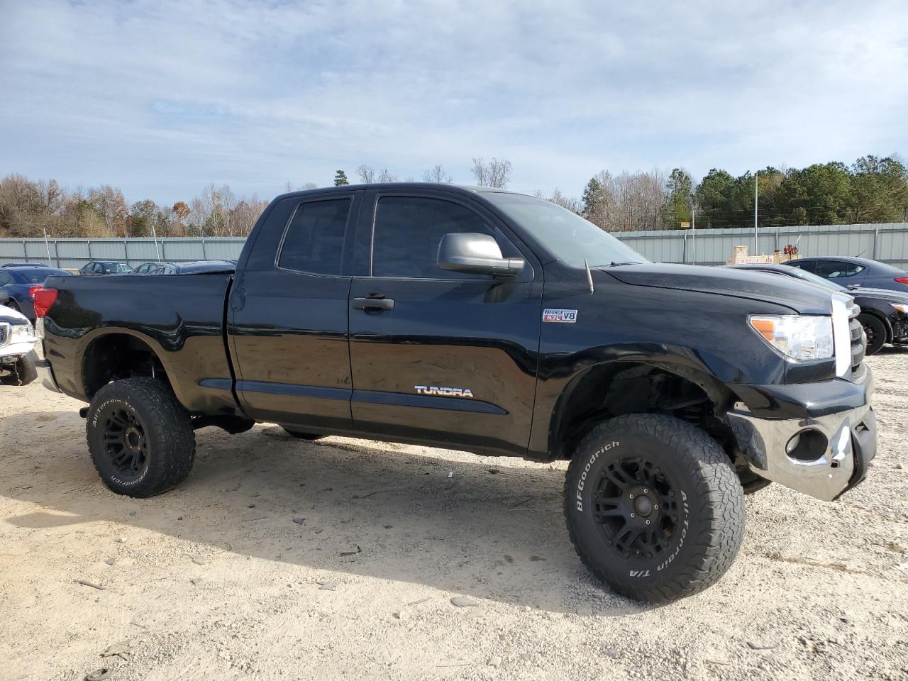 TOYOTA TUNDRA DOUBLE CAB SR5