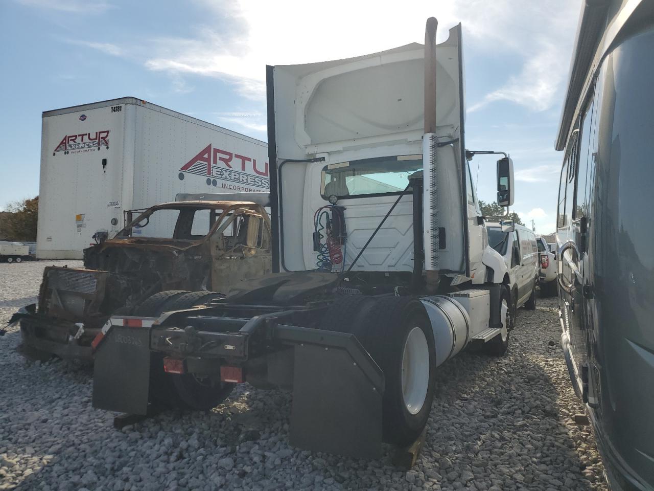 Lot #3303651929 2014 INTERNATIONAL PROSTAR