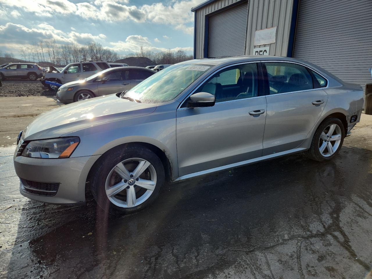 Lot #3298109182 2013 VOLKSWAGEN PASSAT SE