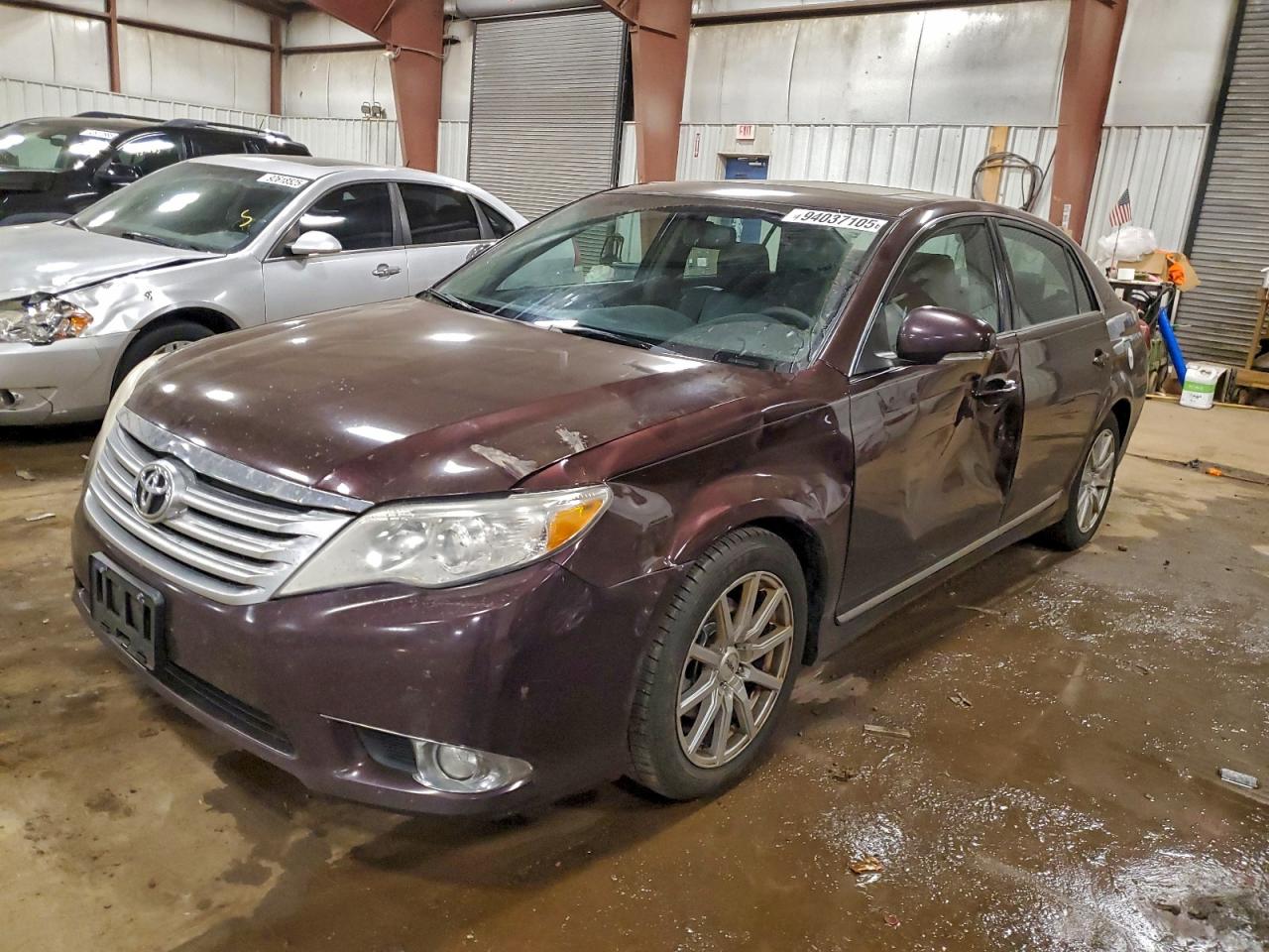 TOYOTA AVALON BASE