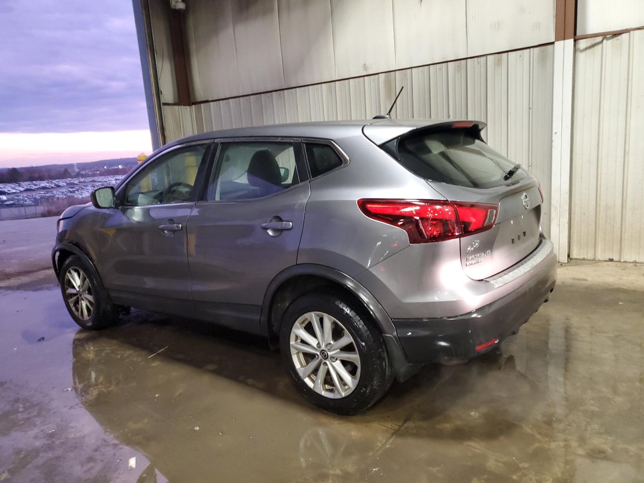 NISSAN ROGUE SPORT S