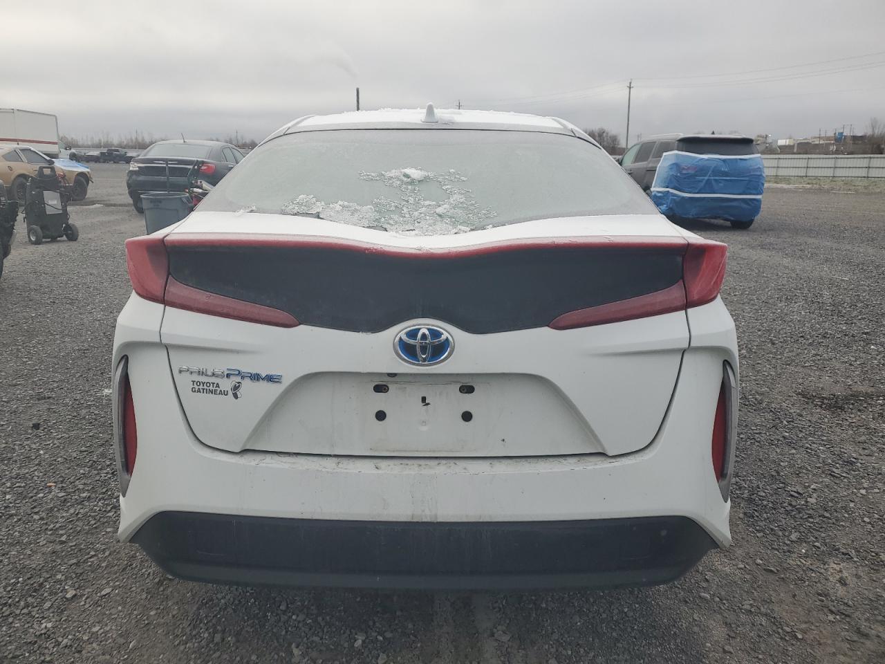TOYOTA PRIUS PRIME LE