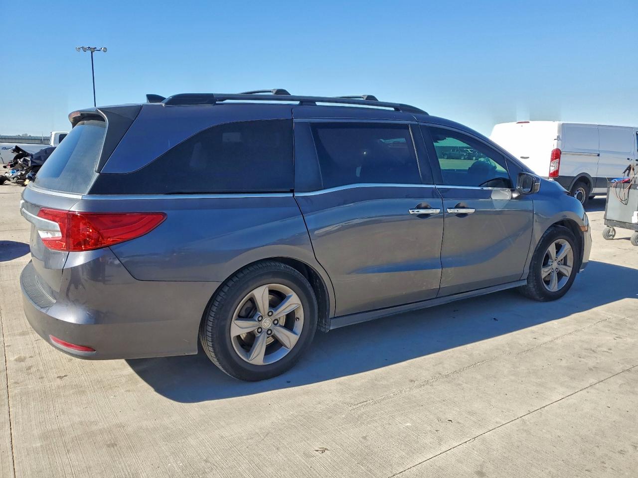 Lot #3311725222 2018 HONDA ODYSSEY EX