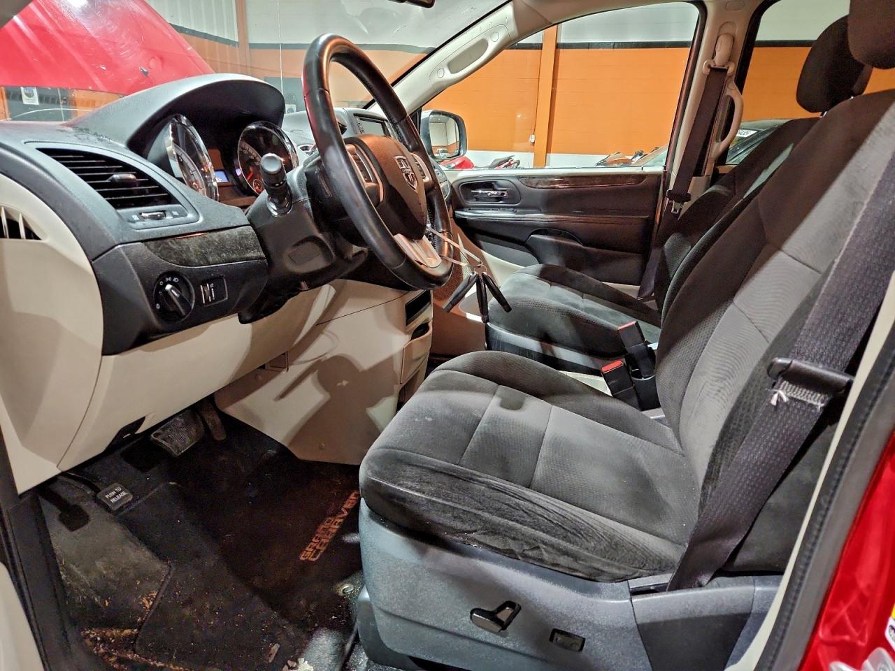 DODGE GRAND CARAVAN SE