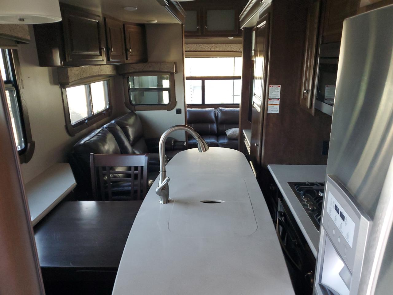 Lot #3298133129 2017 CROSSROADS REDWOOD