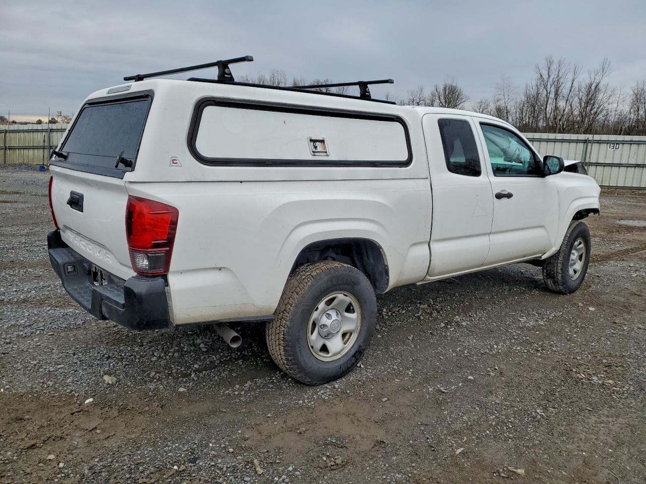 TOYOTA TACOMA ACCESS CAB