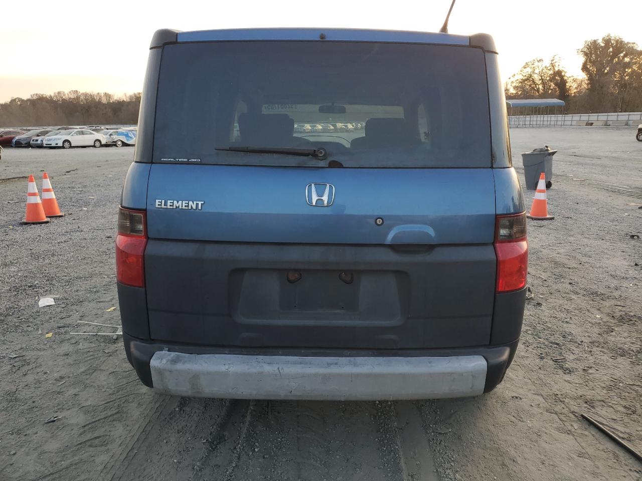 Lot #3303655933 2008 HONDA ELEMENT LX
