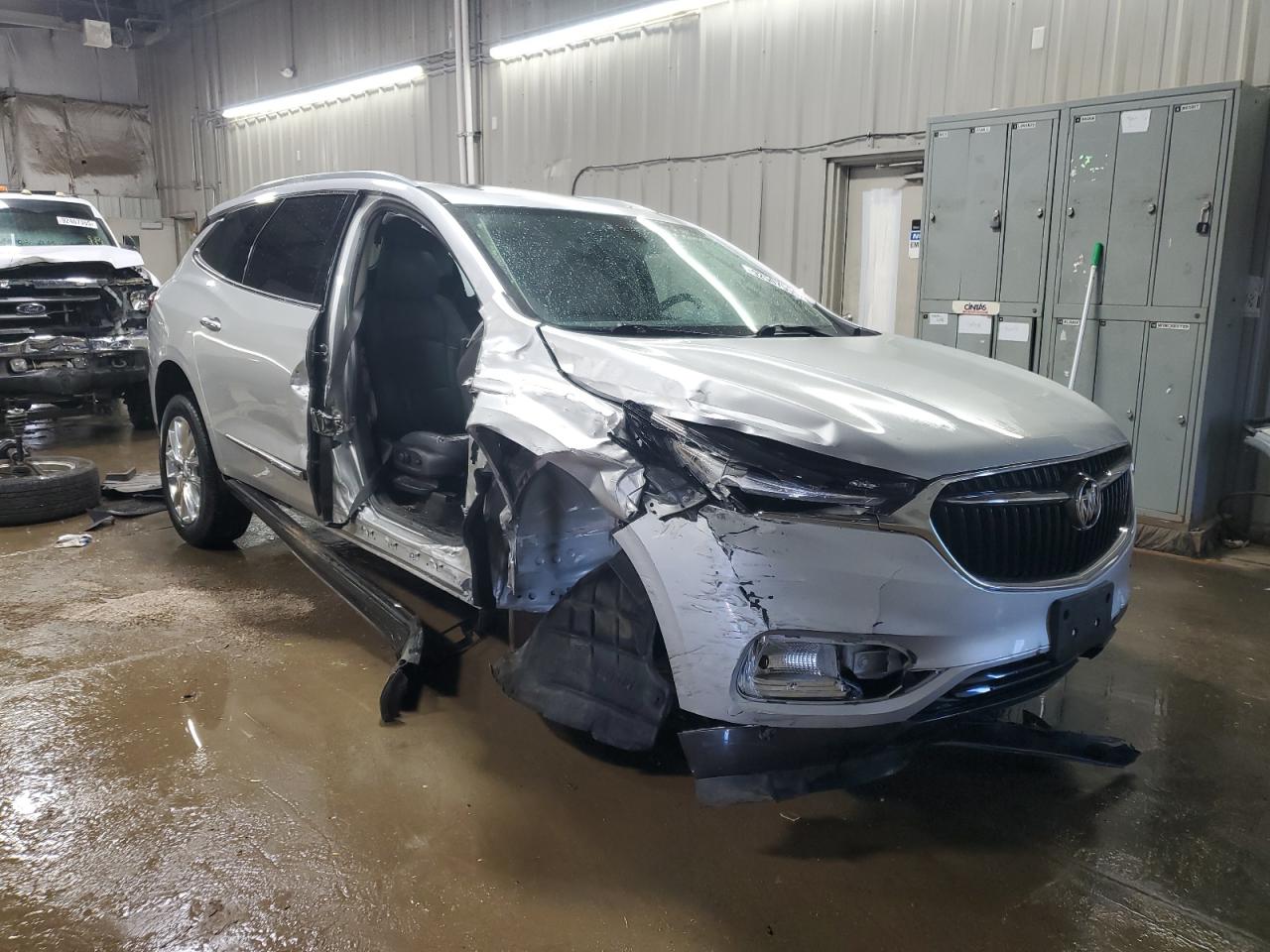 BUICK ENCLAVE ESSENCE
