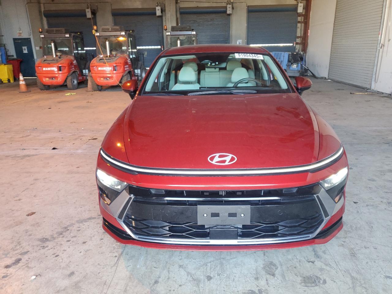 HYUNDAI SONATA HYBRID