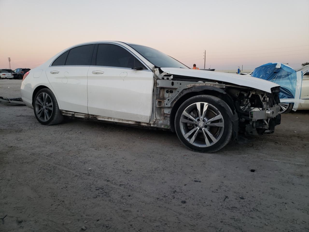 MERCEDES-BENZ C-CLASS 300