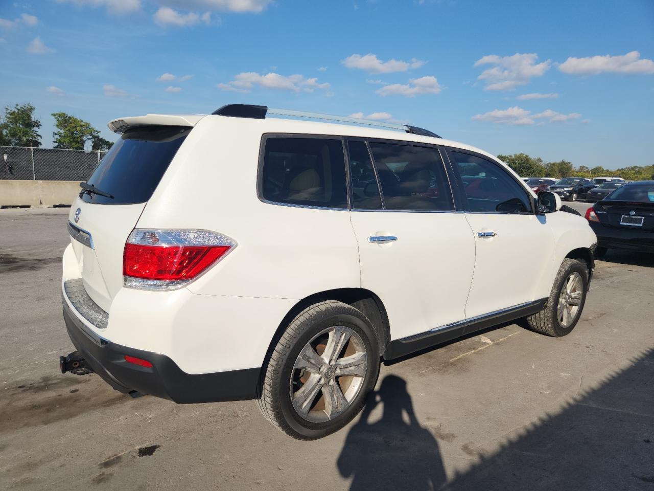 TOYOTA HIGHLANDER LIMITED