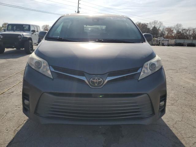 2019 TOYOTA SIENNA XLE #3296260427