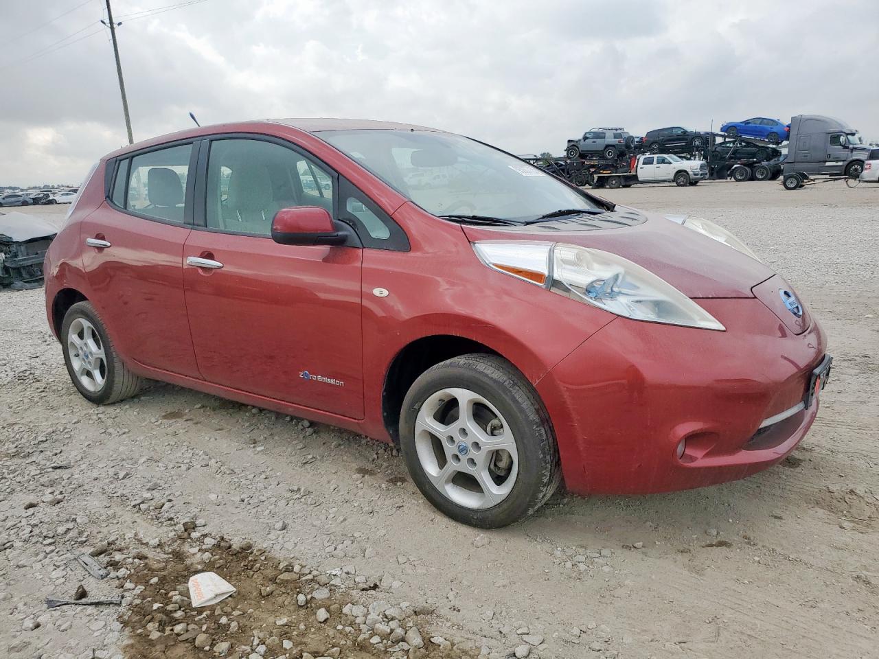 NISSAN LEAF SV