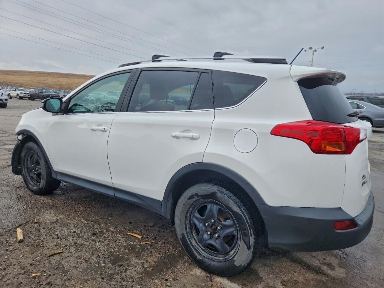 TOYOTA RAV4 LE