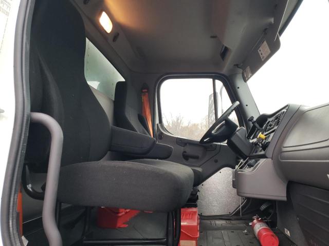 2018 FREIGHTLINER M2 106 MED #3293283445