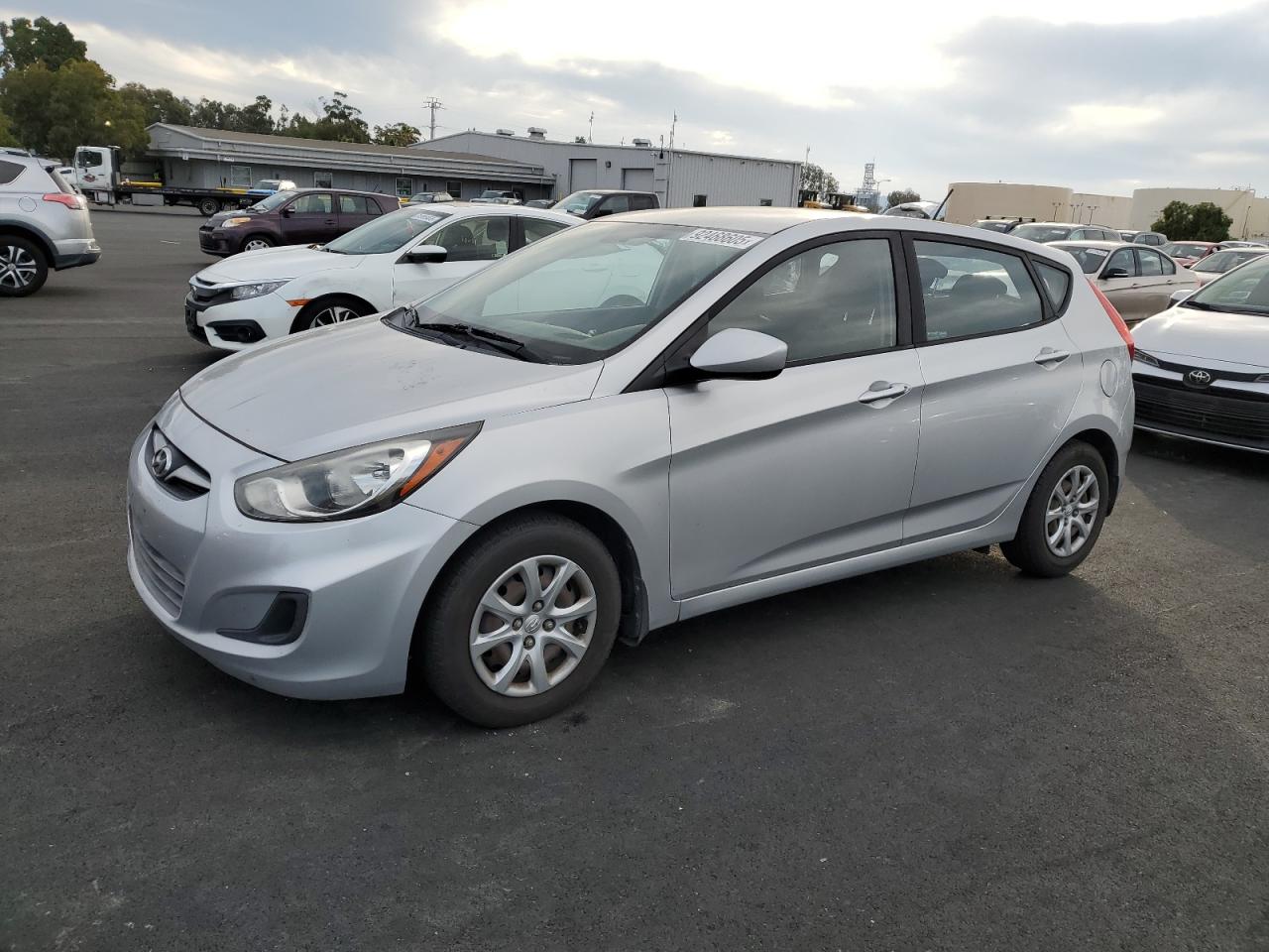 Lot #3285586356 2013 HYUNDAI ACCENT GLS