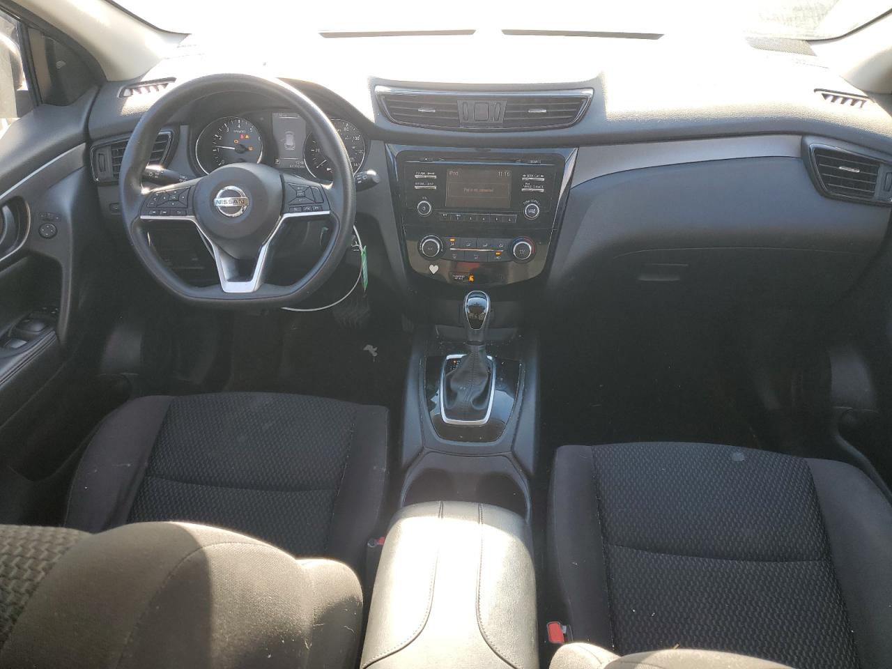 NISSAN ROGUE SPORT S