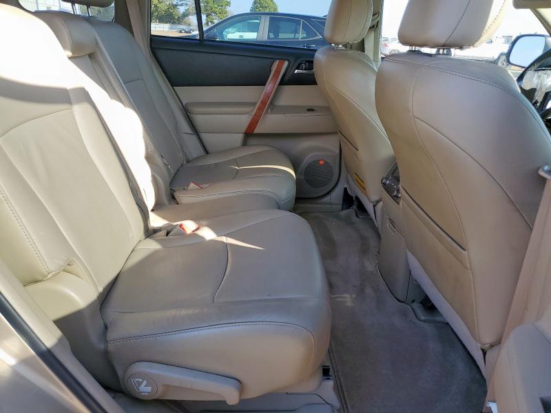 2010 TOYOTA HIGHLANDER #3301882472