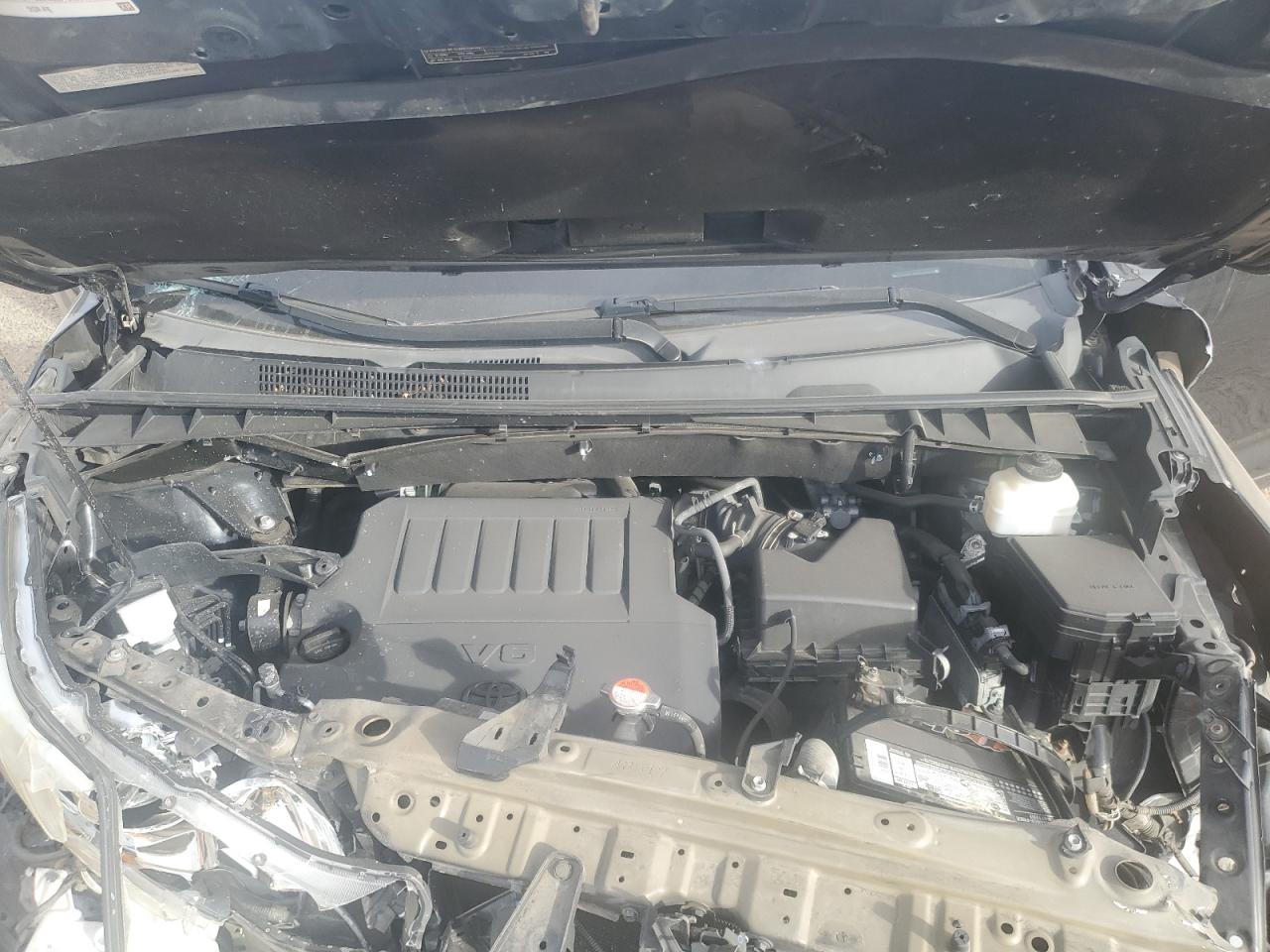 TOYOTA HIGHLANDER LE