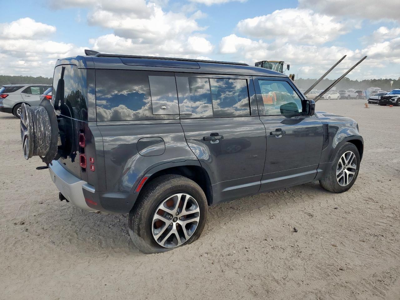 LAND ROVER DEFENDER 110 S