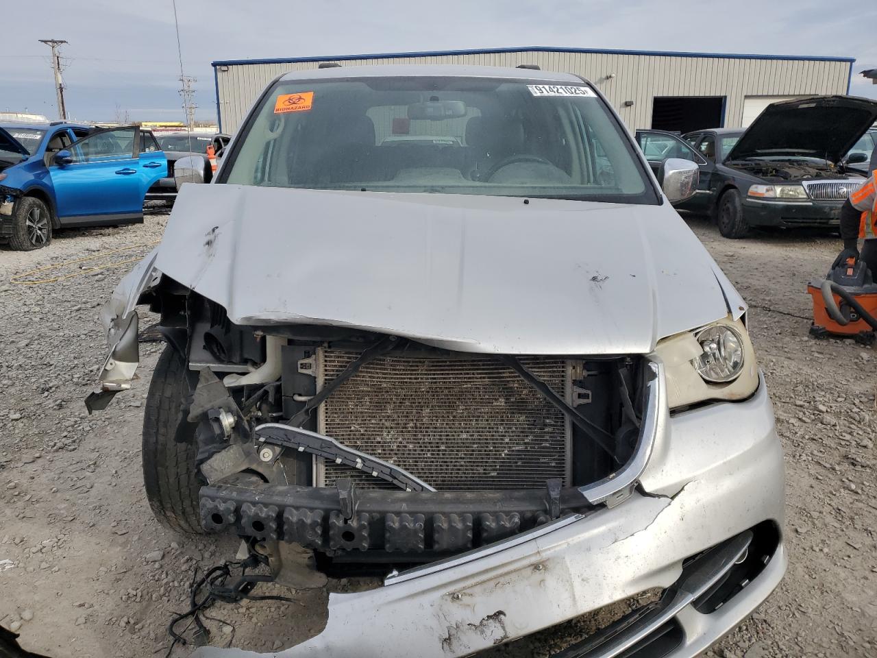 CHRYSLER TOWN & COUNTRY TOURING L