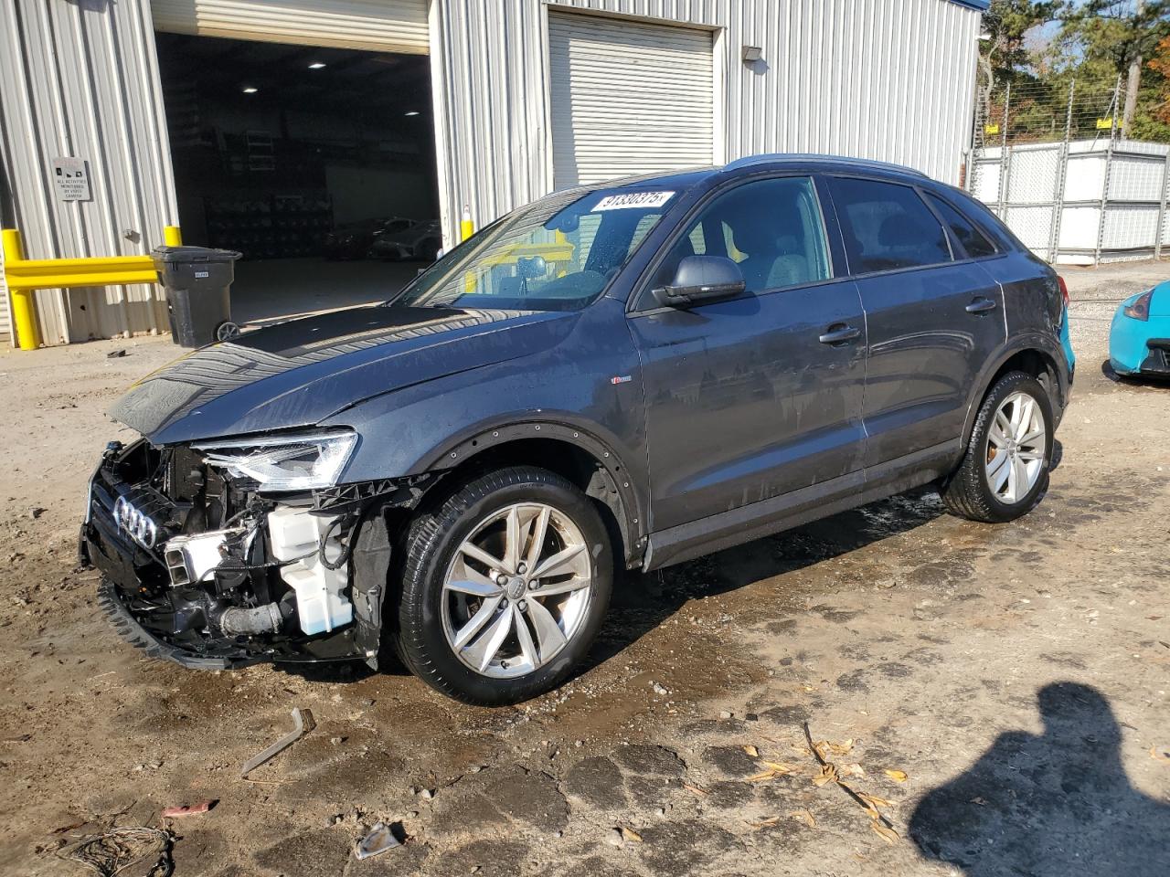 AUDI Q3 PREMIUM