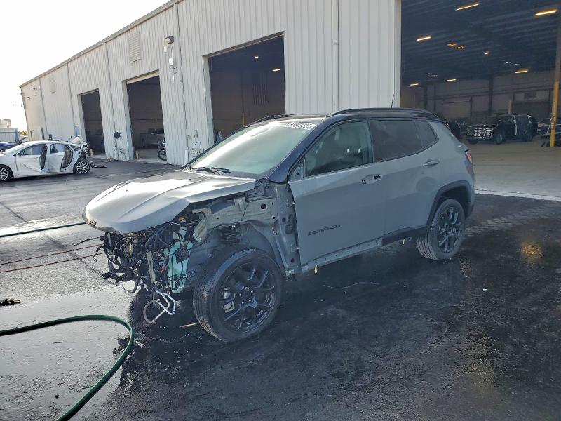 Global Auto Auctions: 2023 JEEP COMPASS LA