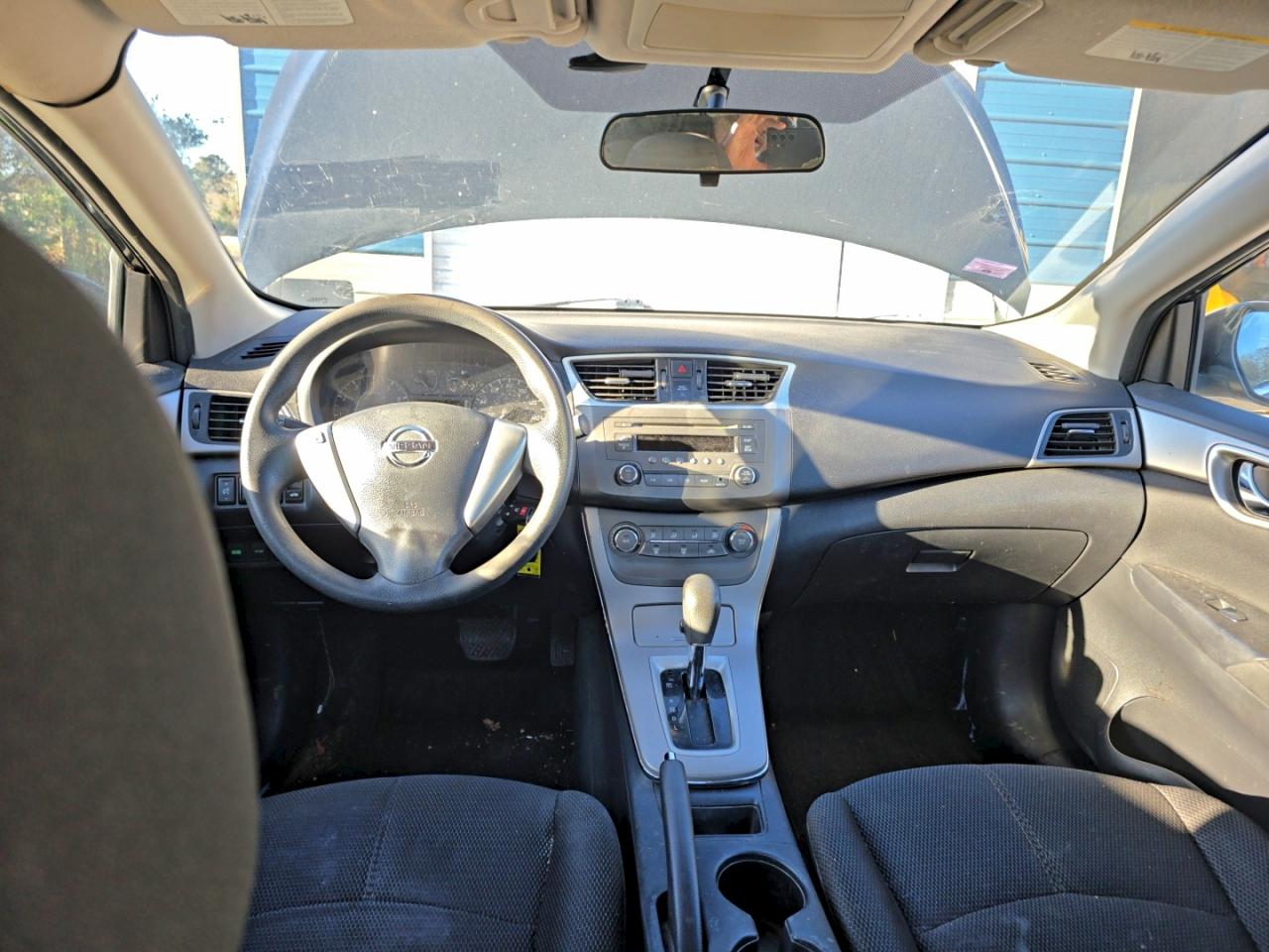NISSAN SENTRA S