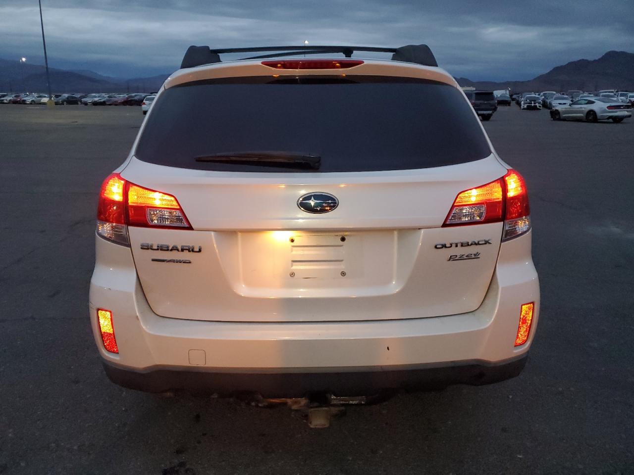 SUBARU OUTBACK 2.5I PREMIUM