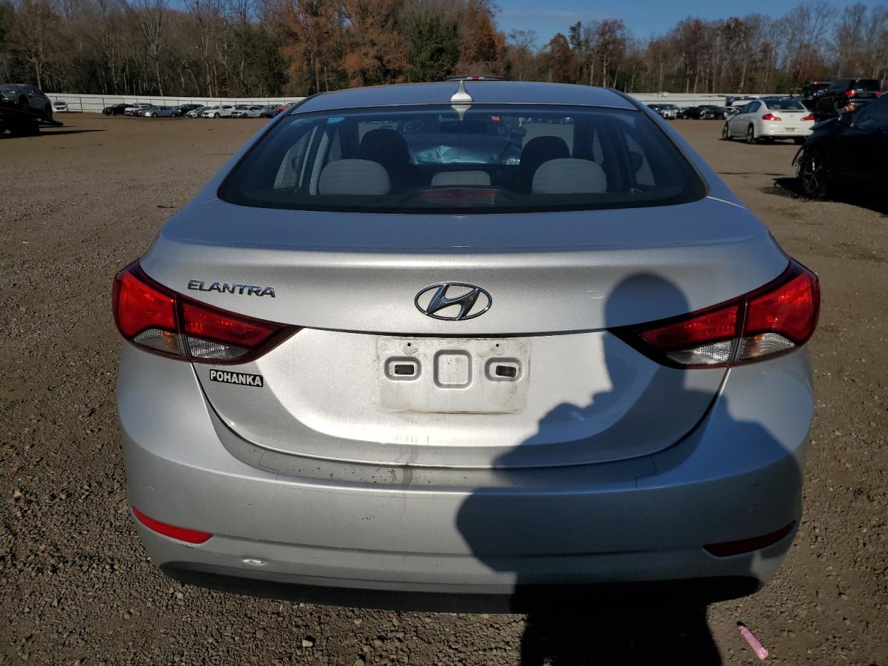 HYUNDAI ELANTRA SE