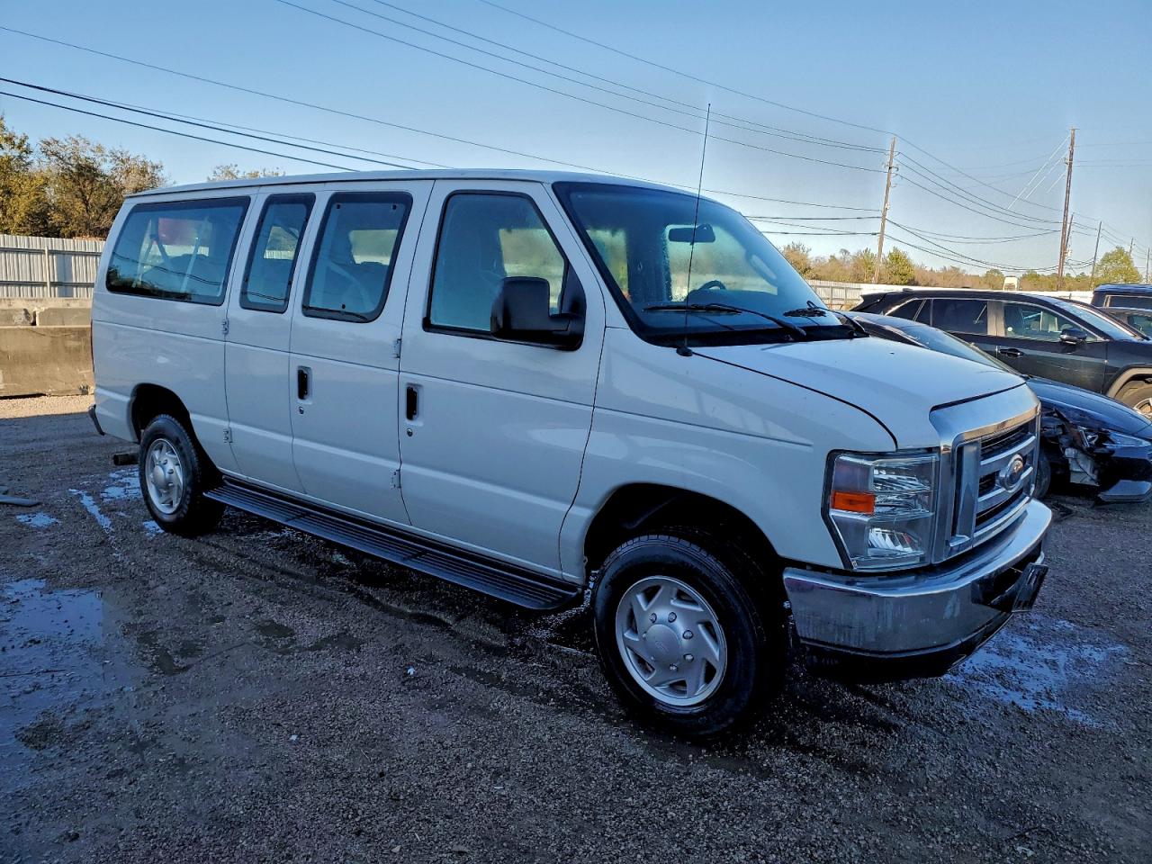 FORD ECONOLINE E350 SUPER DUTY WAGON
