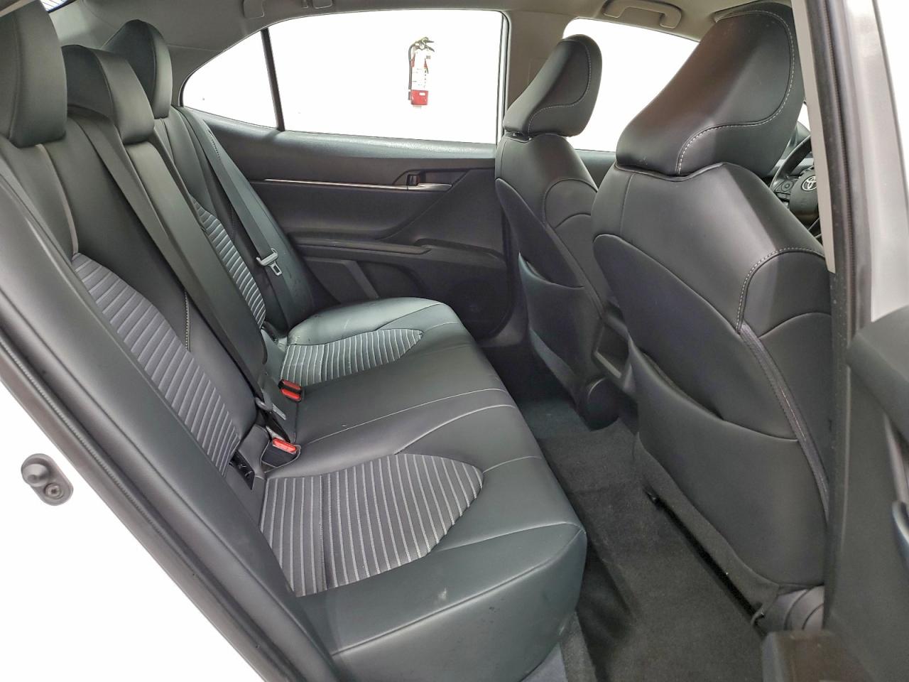 TOYOTA CAMRY SE NIGHT SHADE