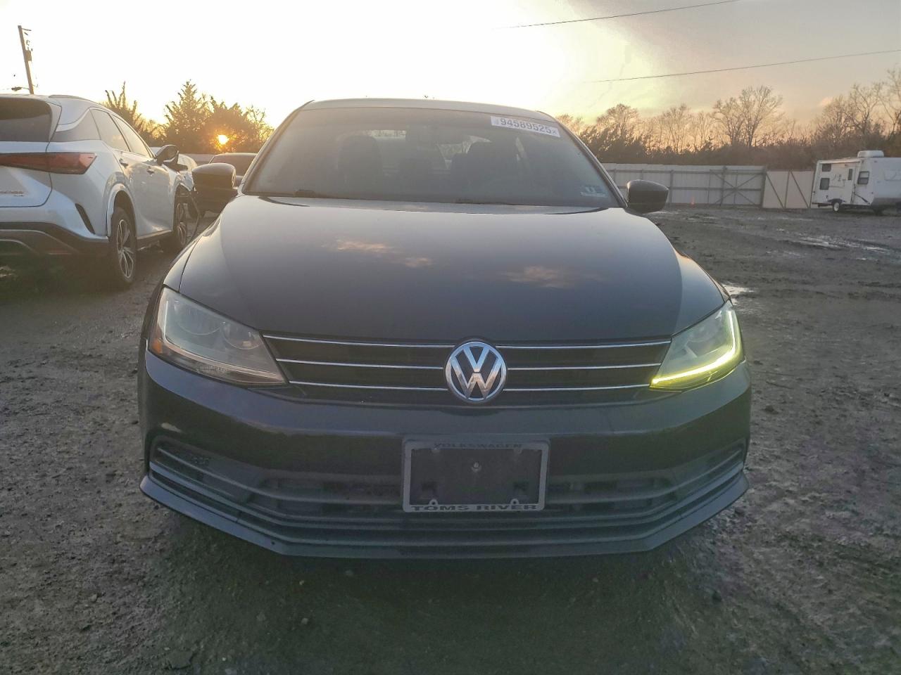 VOLKSWAGEN JETTA S