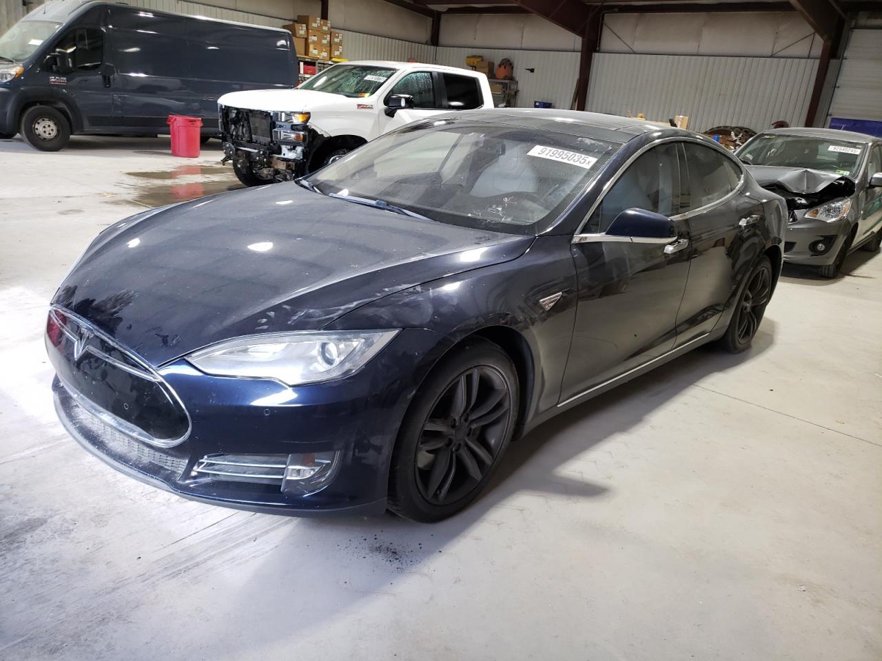 TESLA MODEL S