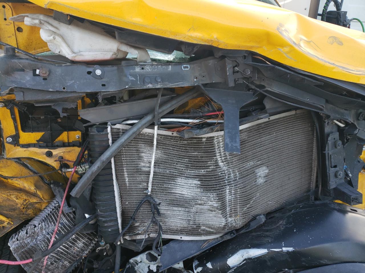 GMC SAVANA CUTAWAY G3500