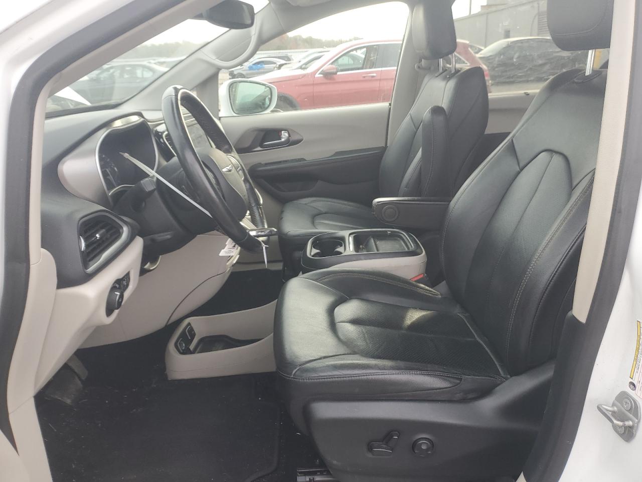 CHRYSLER PACIFICA TOURING L