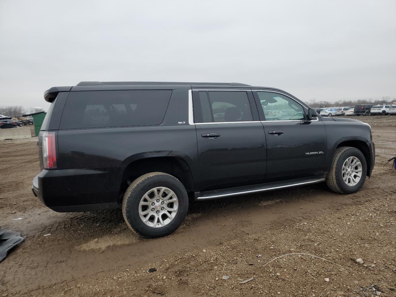 GMC YUKON K1500 SLT