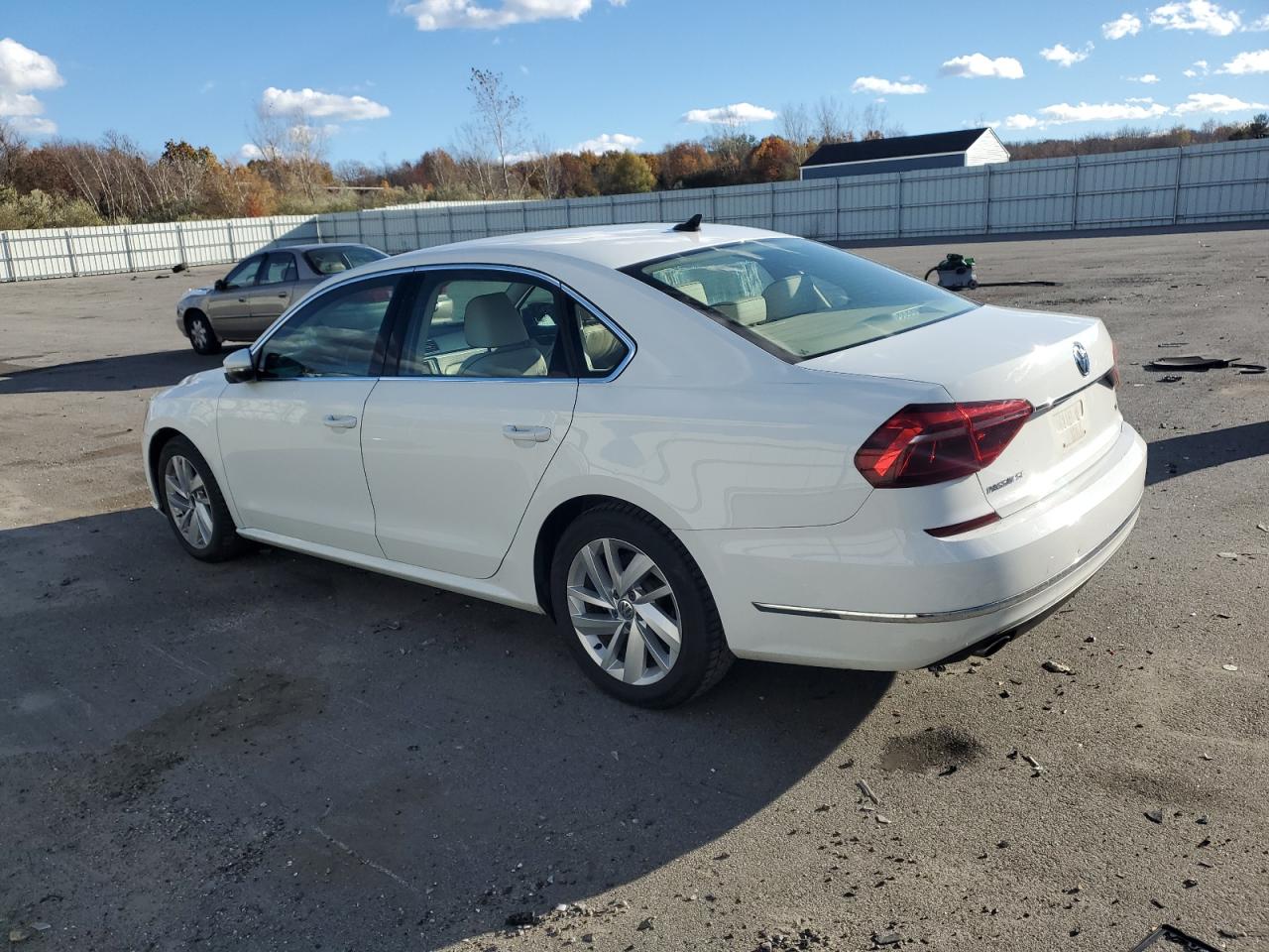 VOLKSWAGEN PASSAT SE