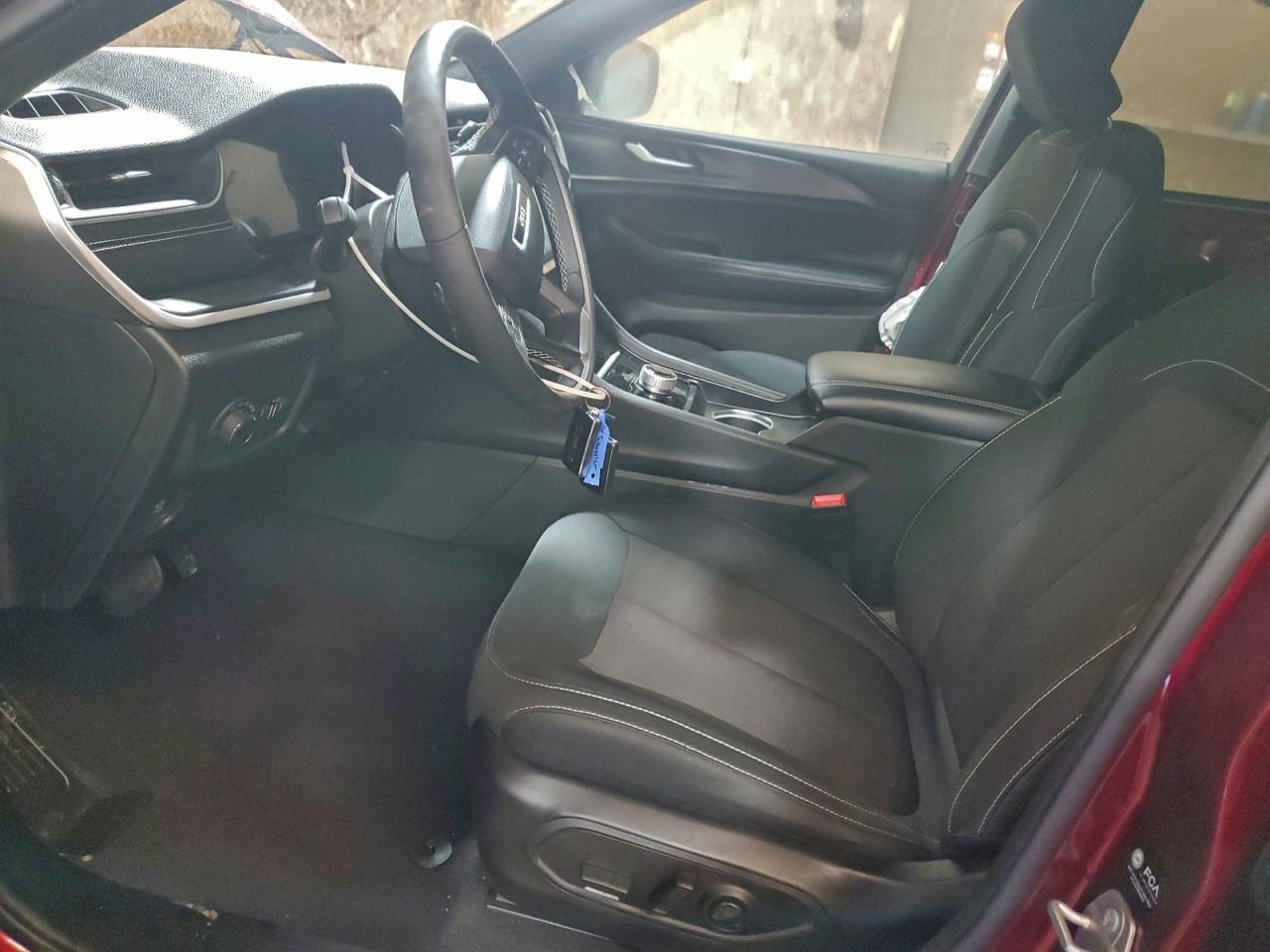 JEEP GRAND CHEROKEE LAREDO