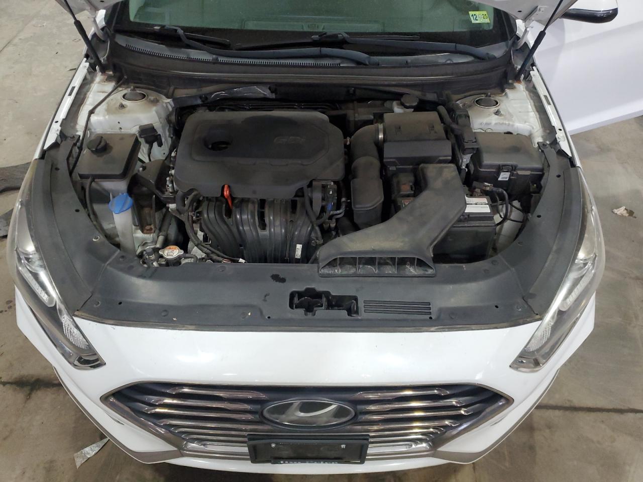 HYUNDAI SONATA SPORT