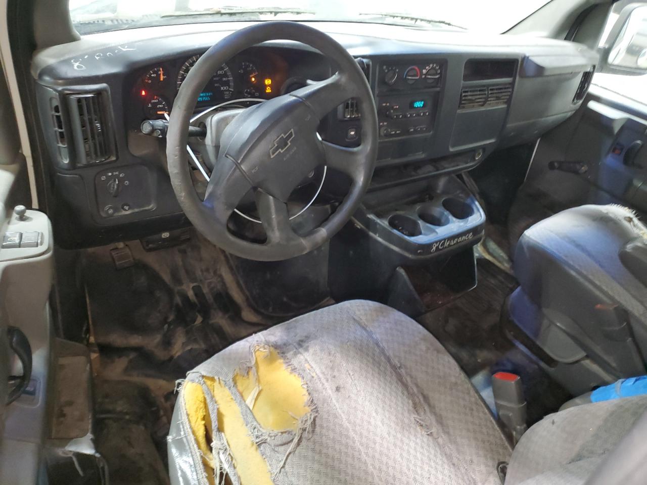 Lot #3291024187 2004 CHEVROLET EXPRESS G3