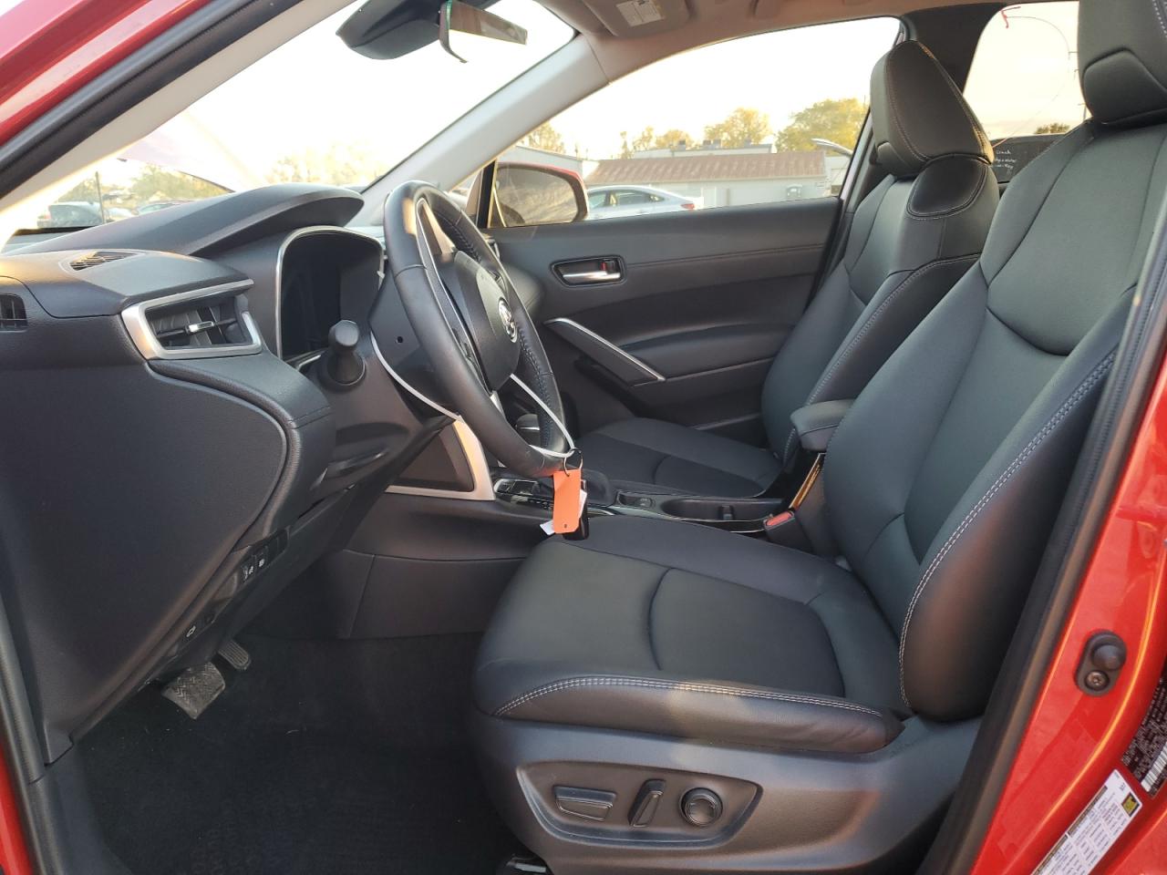 TOYOTA COROLLA CROSS XLE