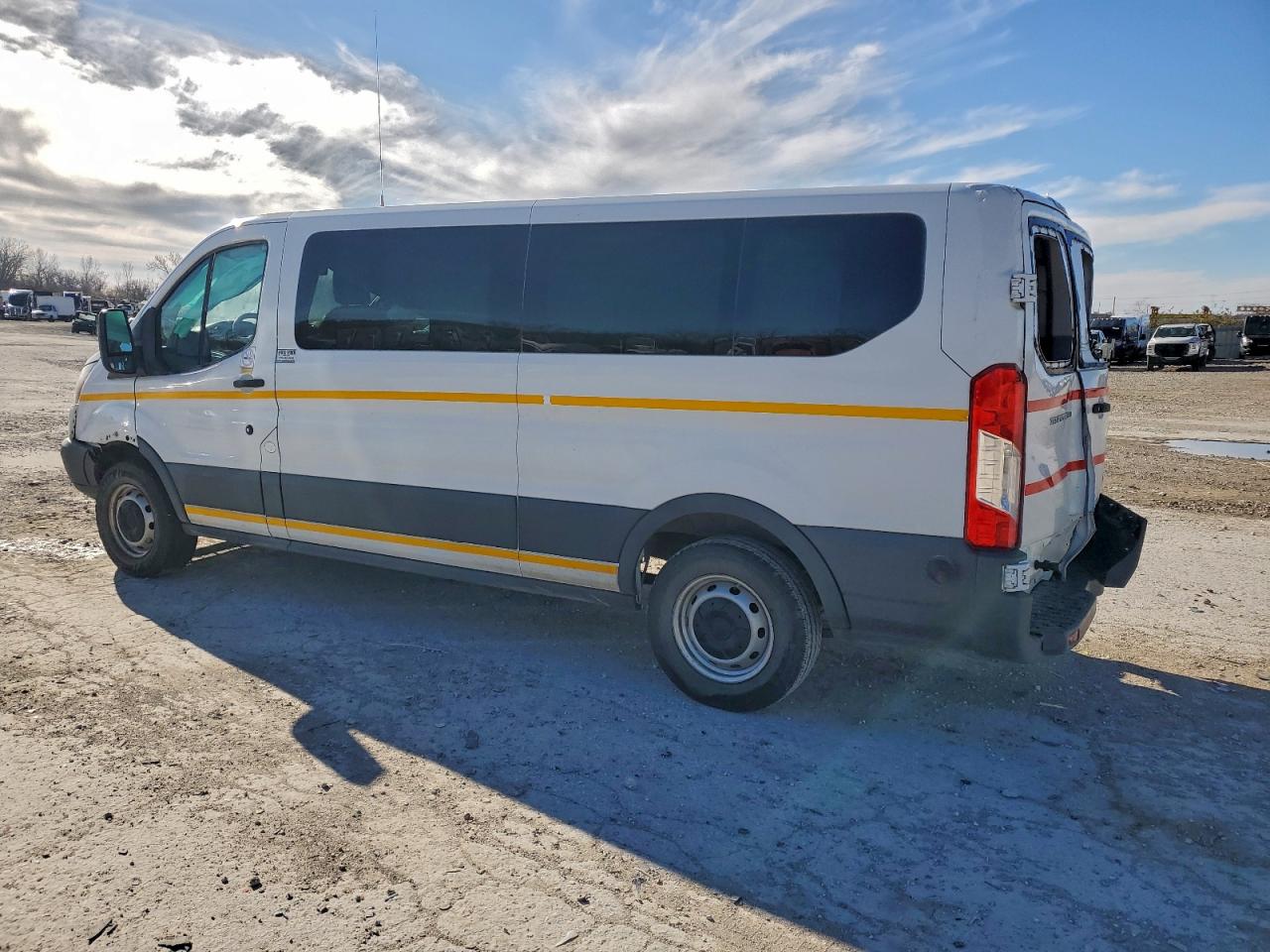 Lot #3312556814 2018 FORD TRANSIT T-