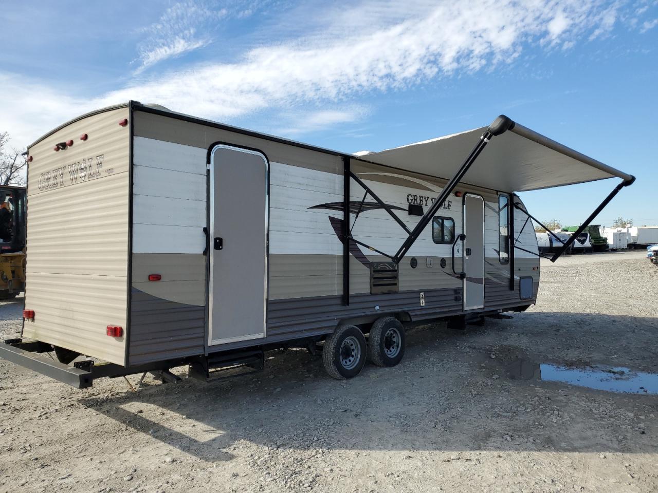 Lot #3279578253 2016 FOREST RIVER GREY WOLF SERIES