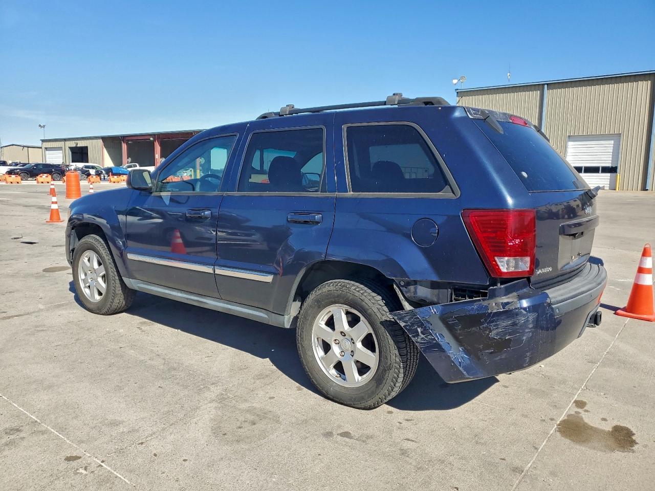 JEEP GRAND CHEROKEE LAREDO