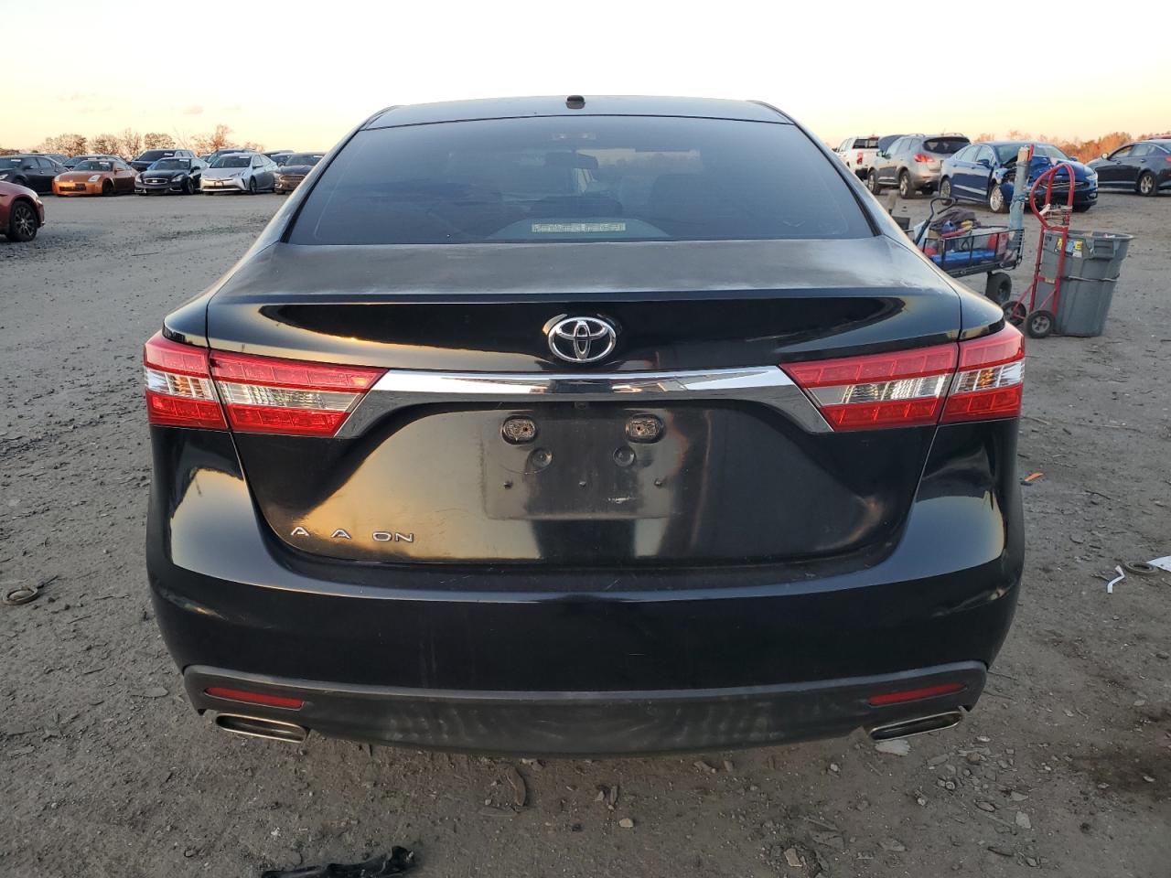 TOYOTA AVALON XLE