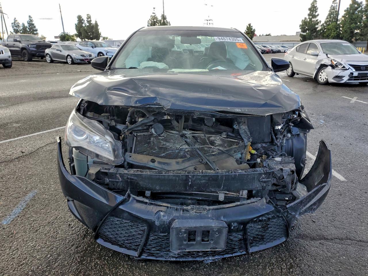 Lot #3302700038 2017 TOYOTA CAMRY LE